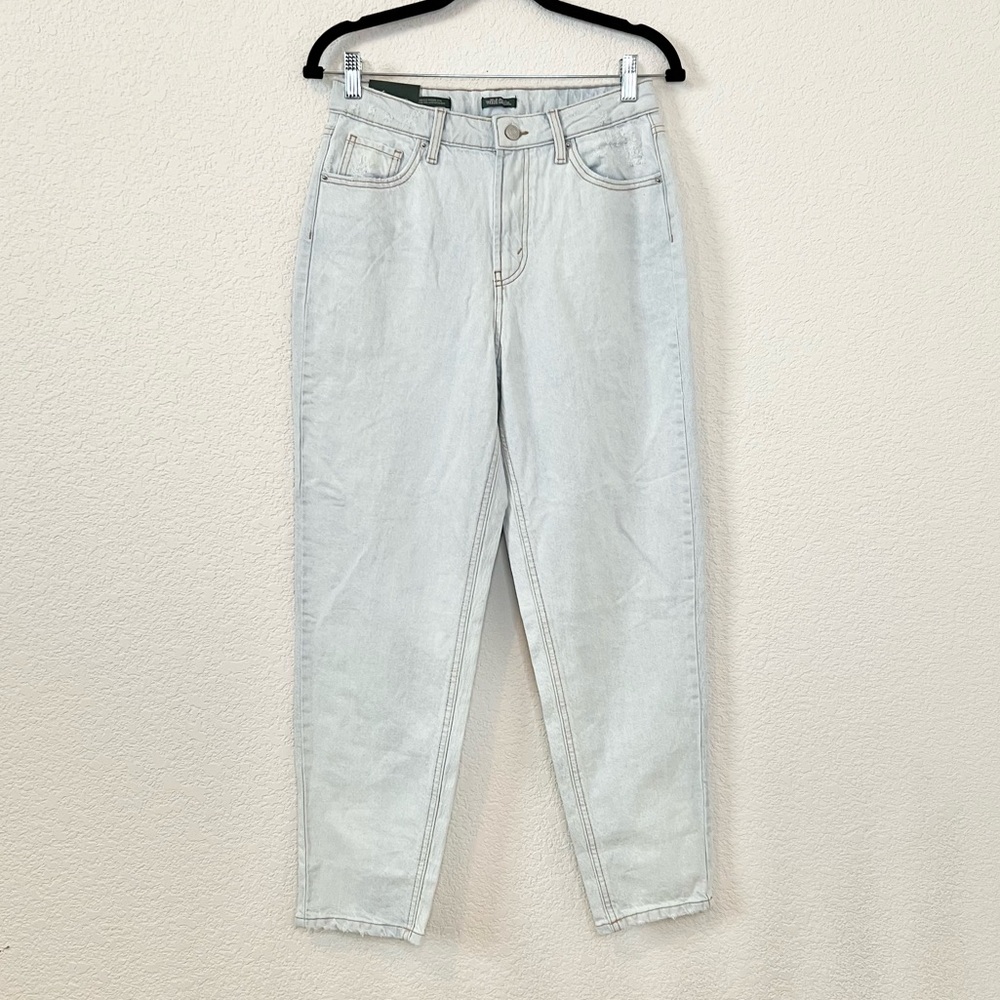 NWOT WILD FABLE Tapered Denim Jeans Women’s Size 6 High Rise Light Wash Distress